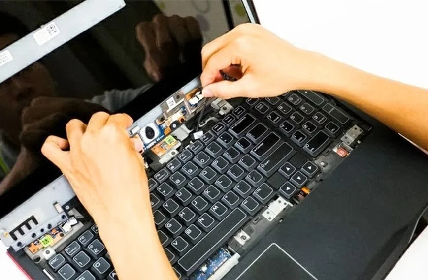 Thay Bàn Phím Laptop Dell Inspiron 15 3552 Giá Rẻ HCM Thay Bàn Phím Laptop Dell Inspiron 15 3552 Giá Rẻ HCM