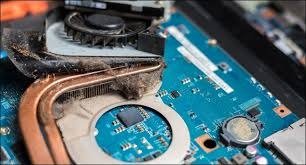 Cửa Hàng Sửa Chữa Laptop nóng, quạt kêu, tự tắt Tại TPHCM