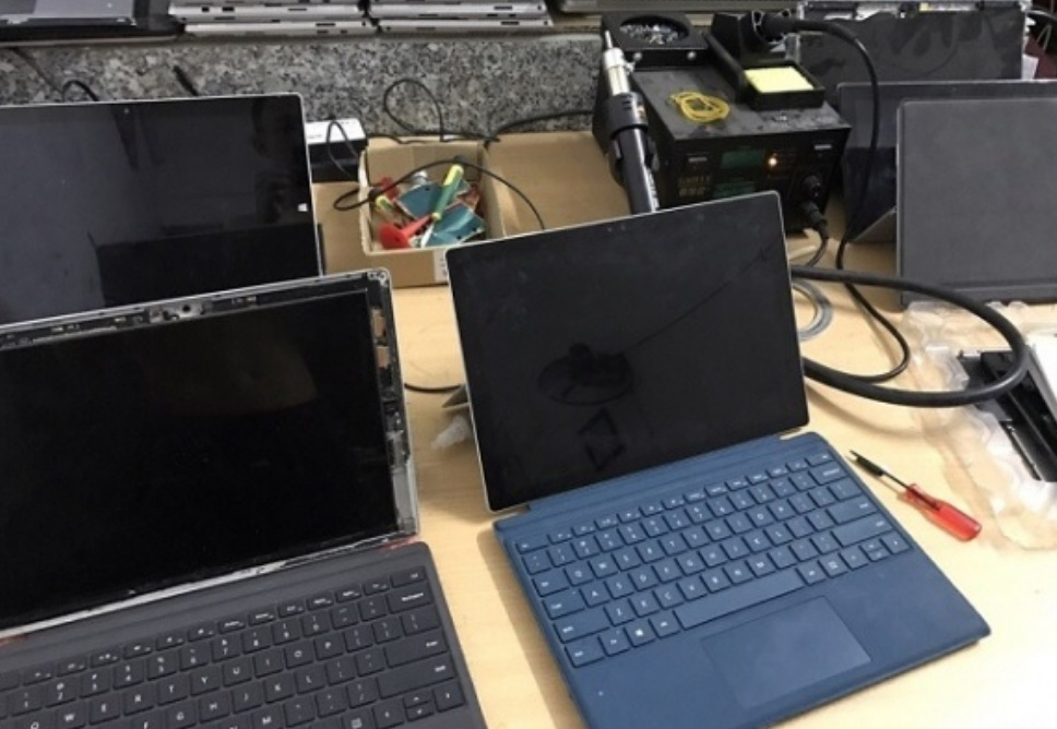 Sửa Chữa Surface Bị Nóng – Quạt Ồn – Tự Tắt