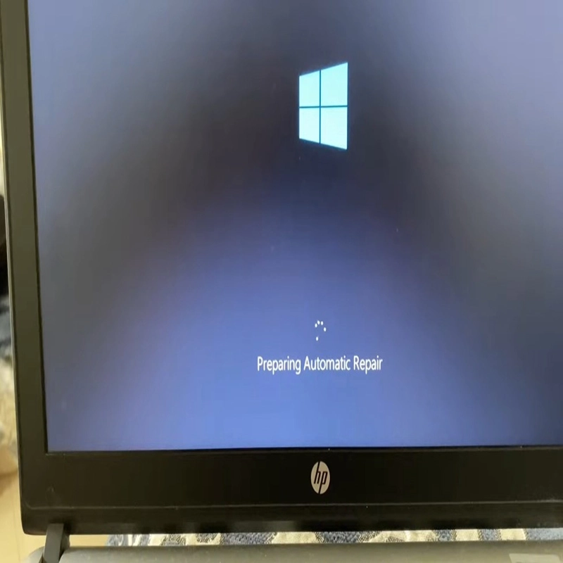Địa Chỉ Sửa Máy Tính Bị Treo Logo Windows Tại Quận Tân Bình