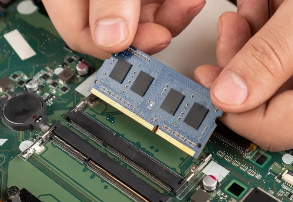 Địa Chỉ Sửa Laptop Khởi Động Chậm TPHCM Lấy Liền