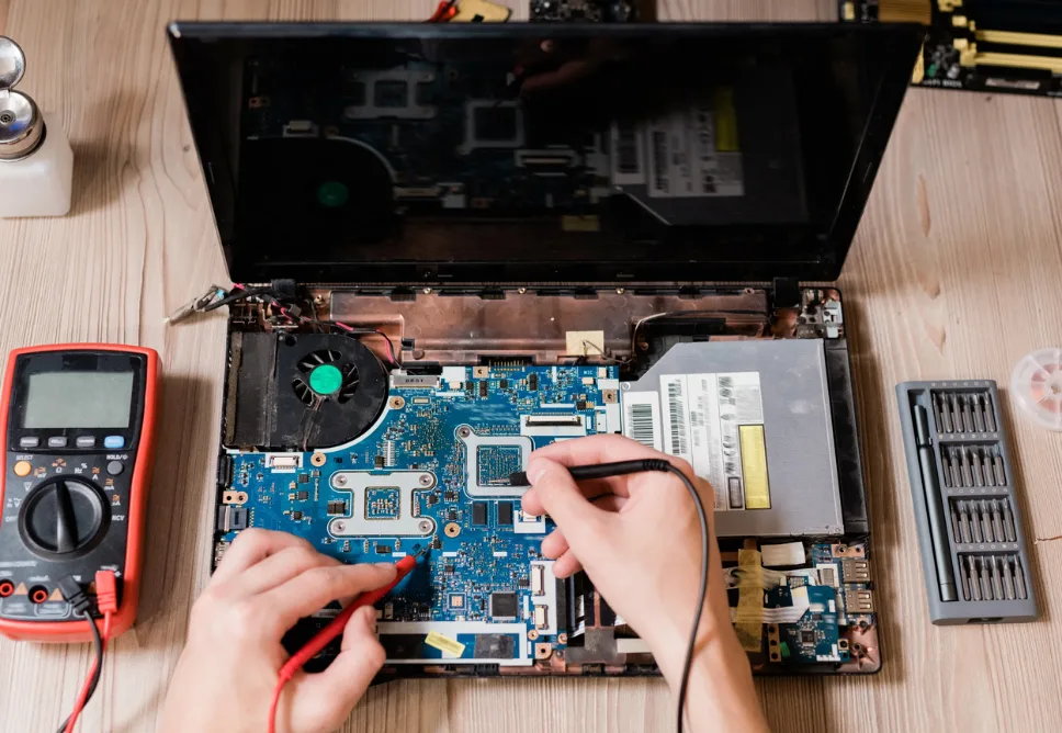 Địa Chỉ Sửa Laptop Không Nhận Màn Hình Ngoài Quận 12 Lấy Ngay