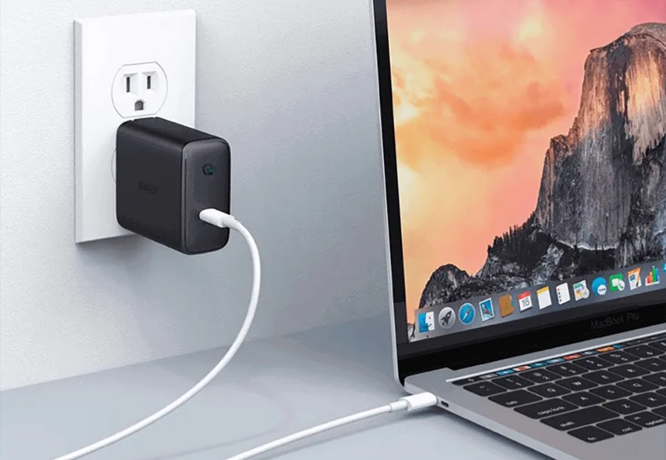 Địa Chỉ Sửa Laptop Không Sạc Pin TPHCM Gần Đây