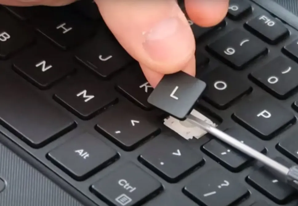 Địa Chỉ Sửa Laptop Loạn Phím Quận 12 Lấy Liền