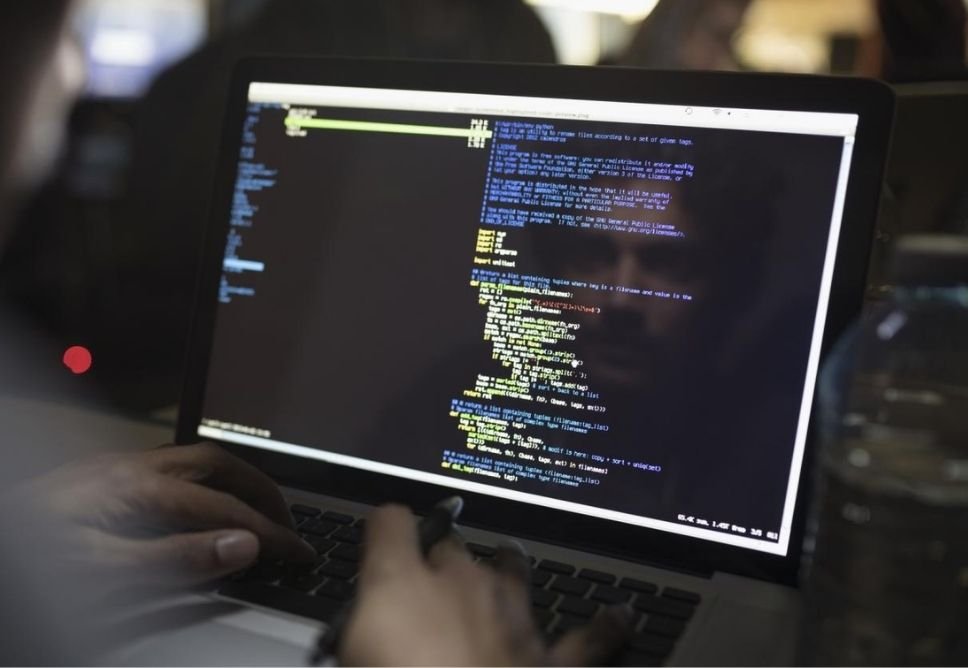 Địa Chỉ Sửa Máy Tính Bị Virus Quận 8 Lấy Ngay