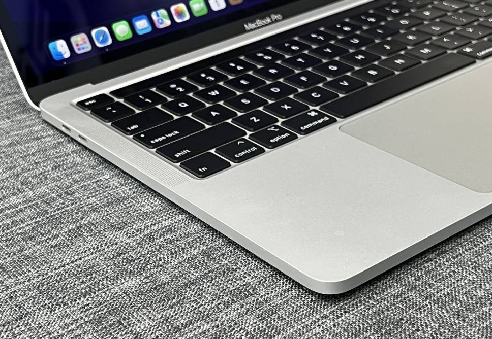 Địa Chỉ Thay Vỏ Macbook Quận Tân Phú Nhanh Chóng