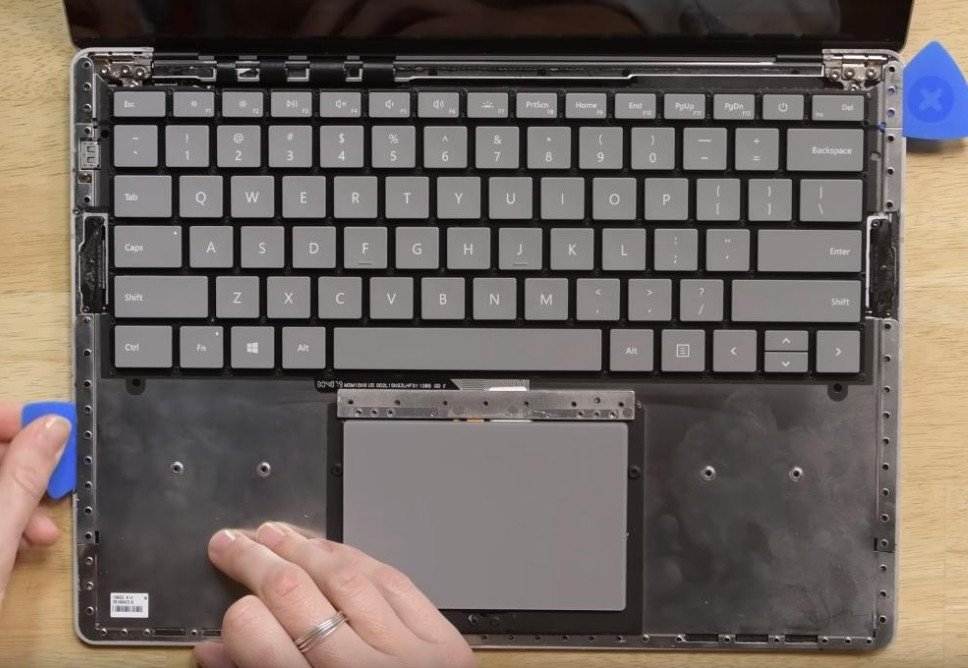 Địa Chỉ Thay Bàn Phím Surface Chính Hãng Ở TPHCM