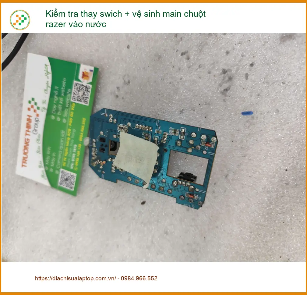 Thay switch vệ sinh chuột Razer vào nước Quận Phú Nhuận - Anh Duy chủ quán ảnh thực tế 1