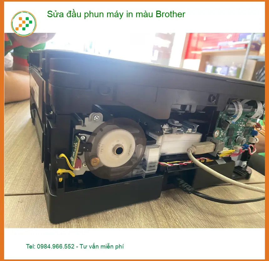 Tiệm sửa đầu phun máy in màu Brother Quận 7 - Review chị Hà họa sĩ ảnh thực tế 1