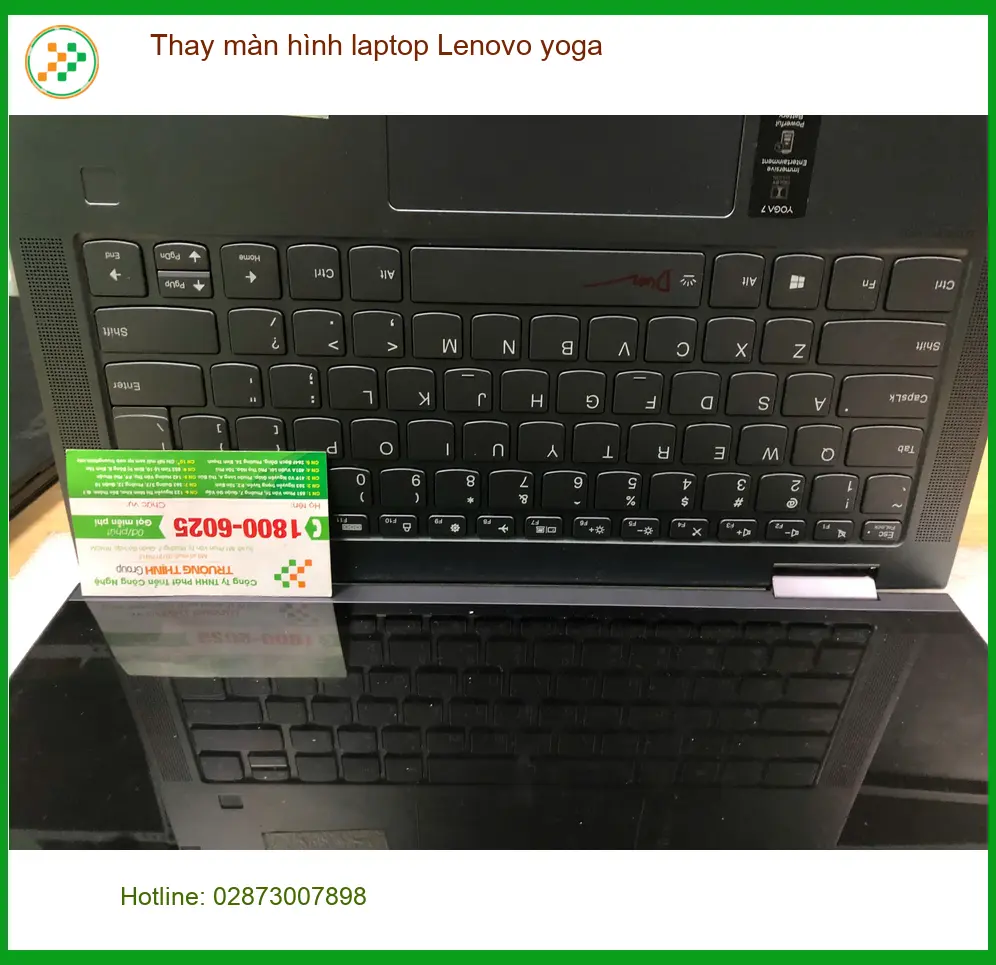 Cô Trâm công sở tìm tiệm thay màn hình laptop Lenovo yoga Quận Bình Tân giá rẻ ảnh thực tế 1