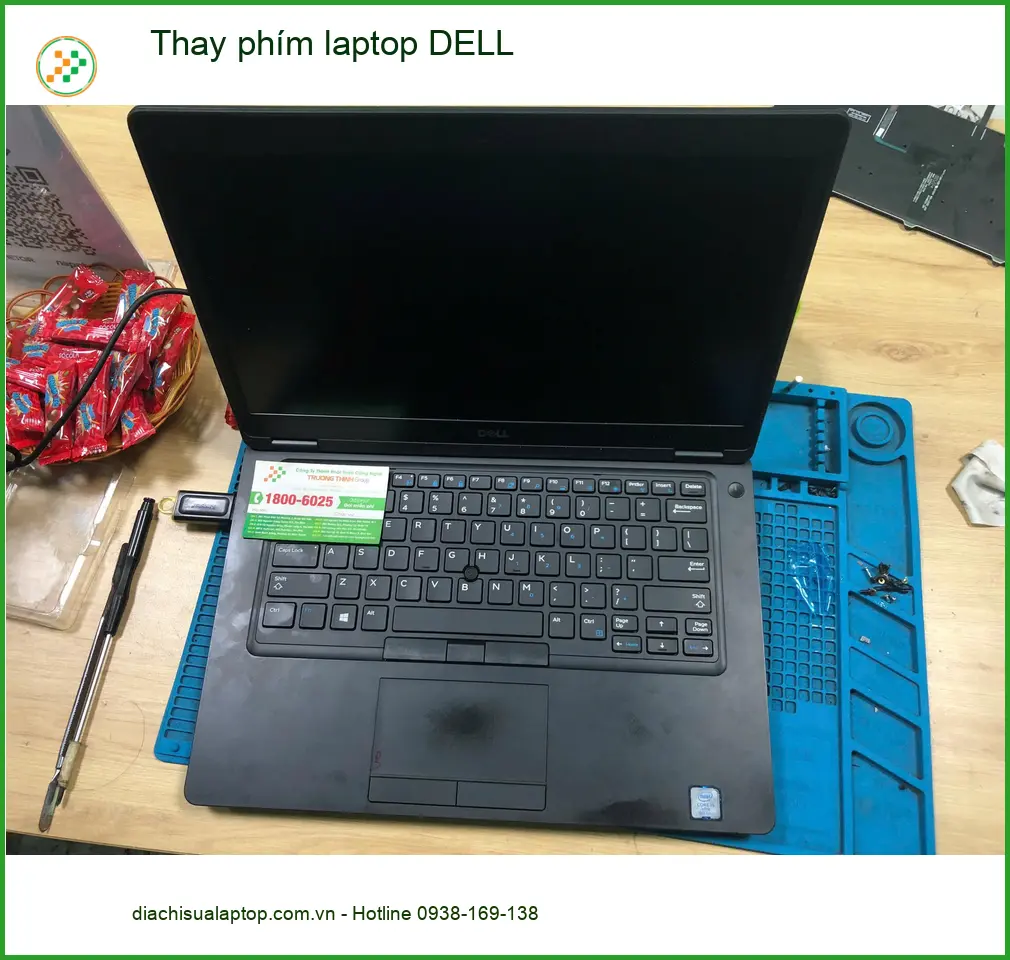 Anh Khoa kỹ sư cần thay phím laptop DELL Quận Bình Tân lấy ngay ảnh thực tế 2